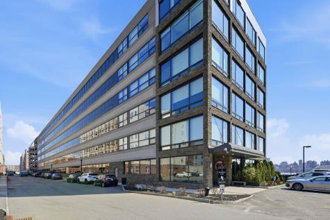 9 Somerset Lane Edgewater NJ 07020