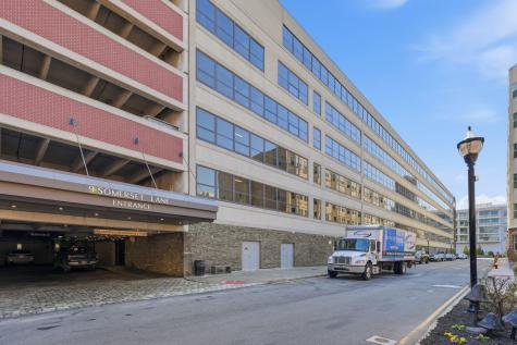 9 Somerset Lane Edgewater NJ 07020