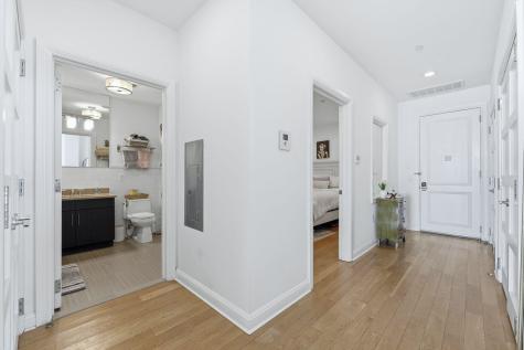 9 Somerset Lane Edgewater NJ 07020