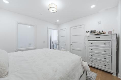 9 Somerset Lane Edgewater NJ 07020