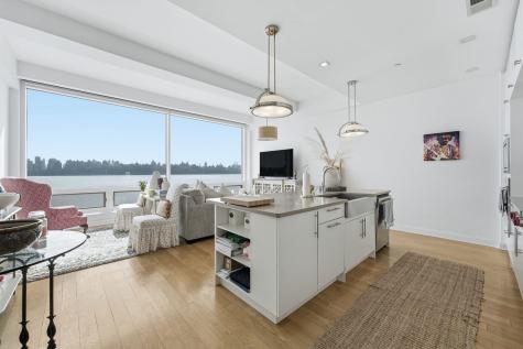 9 Somerset Lane Edgewater NJ 07020