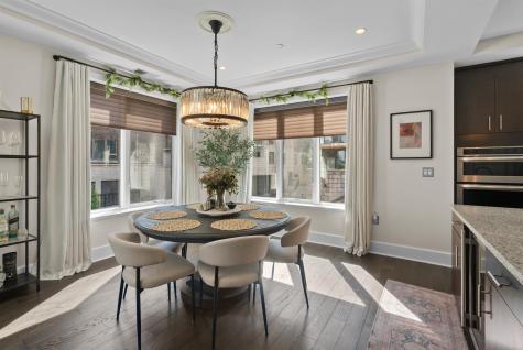 250 Henley Place Weehawken NJ 07086