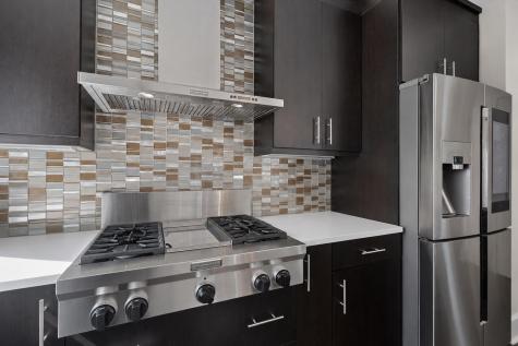 250 Henley Place Weehawken NJ 07086