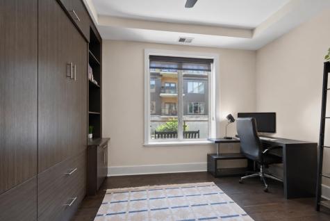 250 Henley Place Weehawken NJ 07086