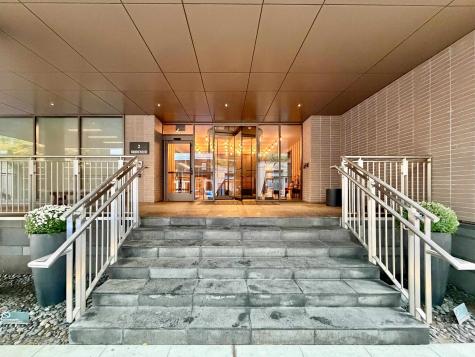 2 Shore Lane Jersey City NJ 07310