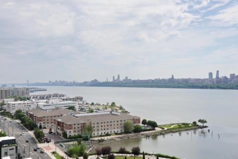 7004 Boulevard East Guttenberg NJ 07093