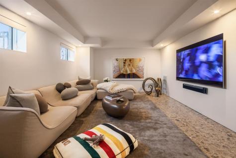 Th12 Henley Place Weehawken NJ 07086