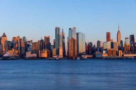 Th12 Henley Place Weehawken NJ 07086