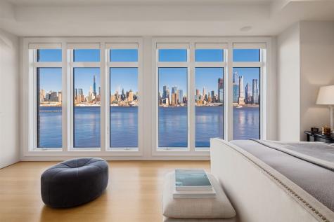 Th12 Henley Place Weehawken NJ 07086