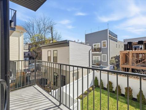 15 Manhattan Avenue Jersey City NJ 07307