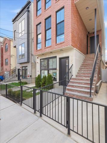 15 Manhattan Avenue Jersey City NJ 07307