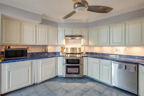 807 Harmon Cove Tower Secaucus NJ 07094