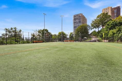 6045 Boulevard East West New York NJ 07093