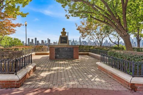 6045 Boulevard East West New York NJ 07093