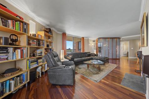 1015 Harmon Cove Tower Secaucus NJ 07094