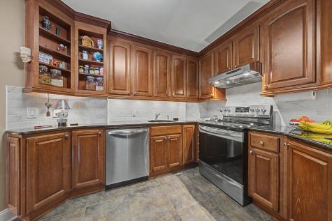 1015 Harmon Cove Tower Secaucus NJ 07094