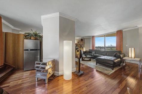 1015 Harmon Cove Tower Secaucus NJ 07094