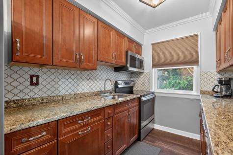 214 Avenue A Bayonne NJ 07002