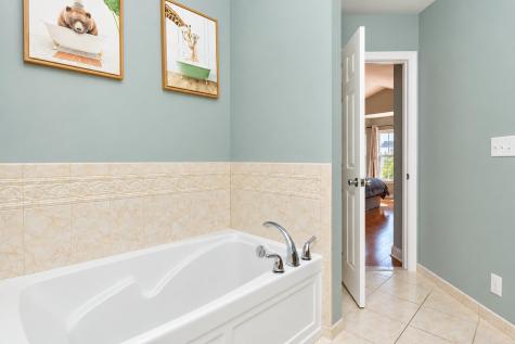 35 Mallard Place Secaucus NJ 07094