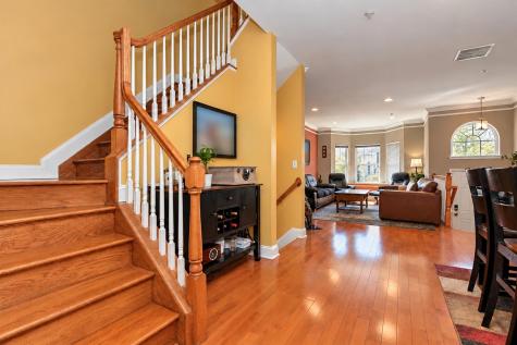 35 Mallard Place Secaucus NJ 07094