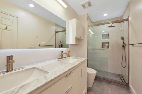481 Buffalo Court West New York NJ 07093