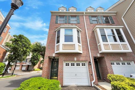 481 Buffalo Court West New York NJ 07093
