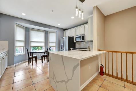 481 Buffalo Court West New York NJ 07093