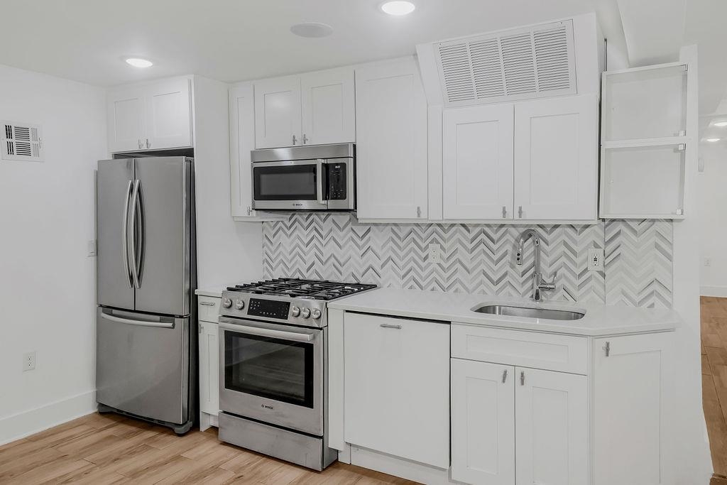 104 Hopkins Avenue Jersey City NJ 07306