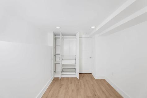104 Hopkins Avenue Jersey City NJ 07306