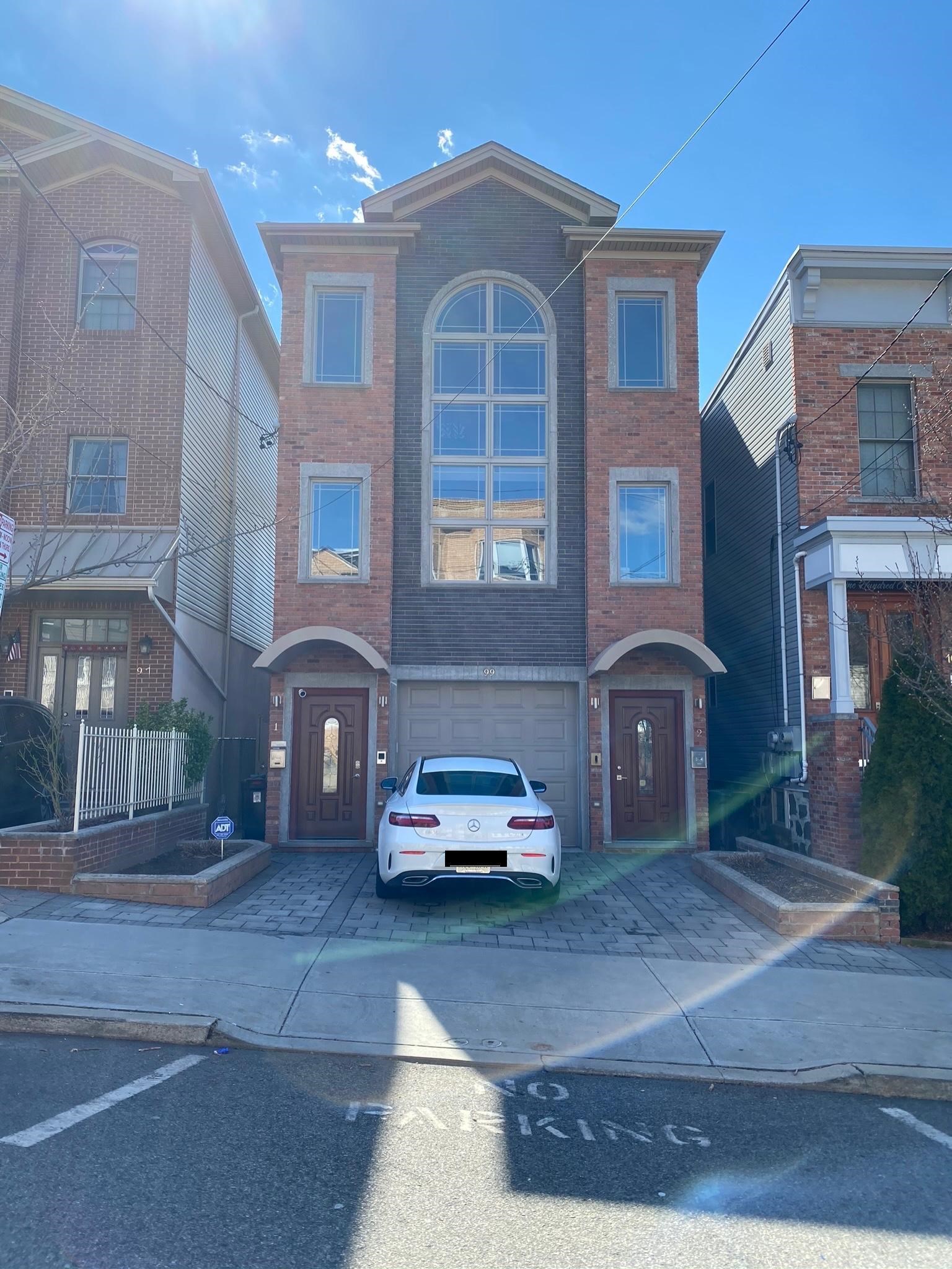 99 Leonard Street Jersey City NJ 07307