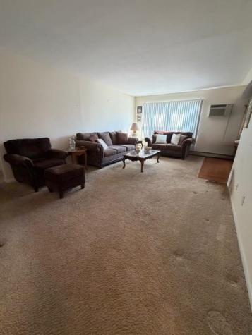 74 Riverview Court Secaucus NJ 07094