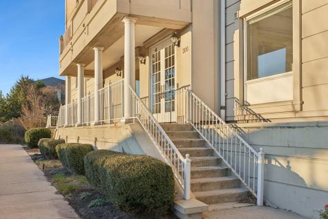 206 Shearwater Court West Jersey City NJ 07305