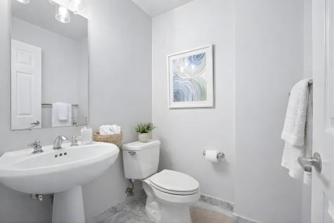 206 Shearwater Court West Jersey City NJ 07305