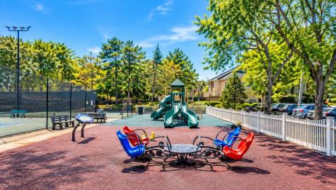 126 Sandpiper Key Secaucus NJ 07094
