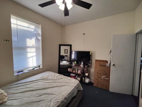 1614 Summit Avenue Union City NJ 07087-1948