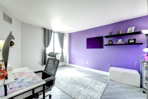 320 Harmon Cove Tower Secaucus NJ 07094