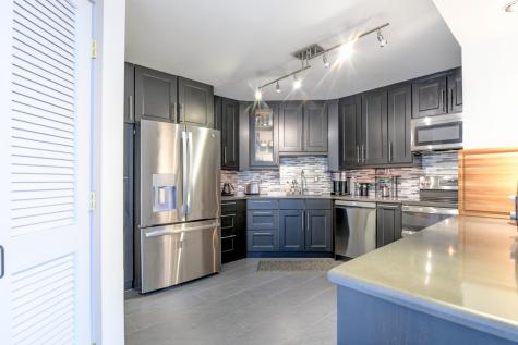320 Harmon Cove Tower Secaucus NJ 07094