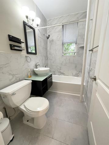 18 74th Street North Bergen NJ 07047