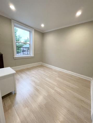 18 74th Street North Bergen NJ 07047