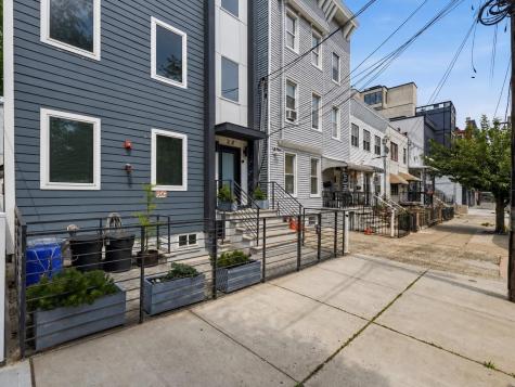 22 Lincoln Street Jersey City NJ 07307