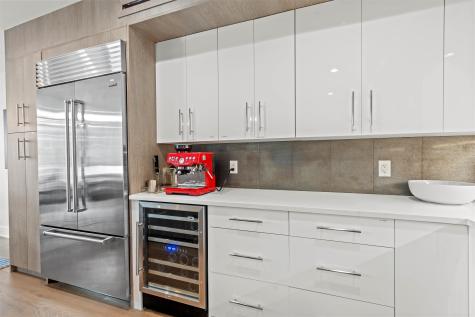 367 Park Avenue Weehawken NJ 07086