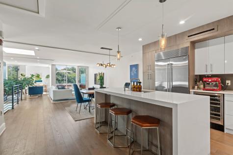 367 Park Avenue Weehawken NJ 07086