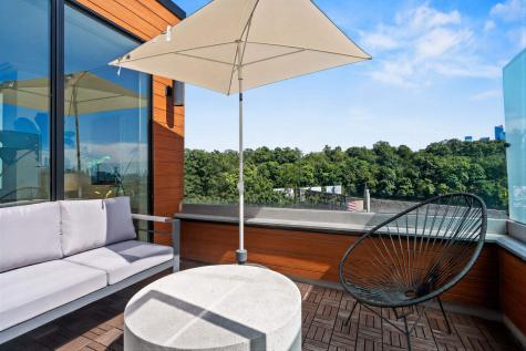 367 Park Avenue Weehawken NJ 07086