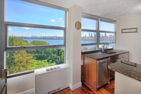 6050 Boulevard East West New York NJ 07093