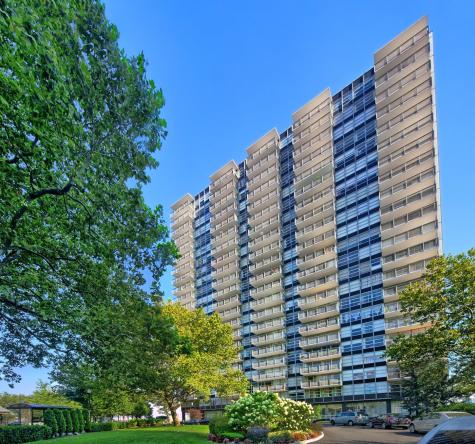 6050 Boulevard East West New York NJ 07093