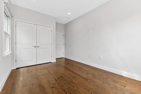 28 Giles Avenue Jersey City NJ 07306