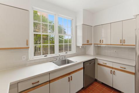 204 Shearwater Court West Jersey City NJ 07305