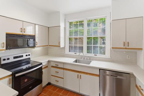 204 Shearwater Court West Jersey City NJ 07305