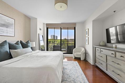 1025 Maxwell Lane Hoboken NJ 07030