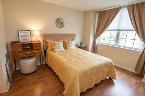 1033 Harmon Cove Tower Secaucus NJ 07094